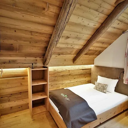 Petry & Relax 펜션 *